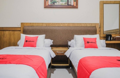 Bandar Lampung House | RedDoorz Plus @ Jalan Dr. Cipto Mangunkusumo Lampung