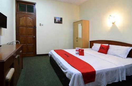 Laweyan House | RedDoorz Plus @ Laweyan