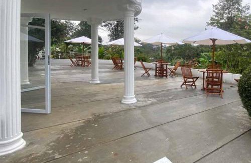 Megamendung Hotel | RedDoorz Plus @ Megamendung Puncak 2