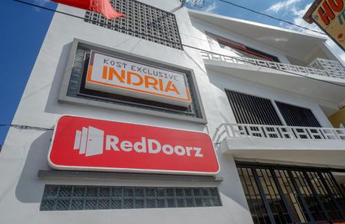 Solo City Centre Hotel | RedDoorz Plus near Pasar Gede Solo