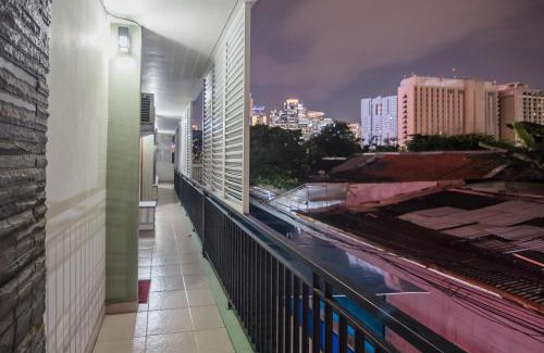 Bendungan Hilir House | RedDoorz Plus near Semanggi