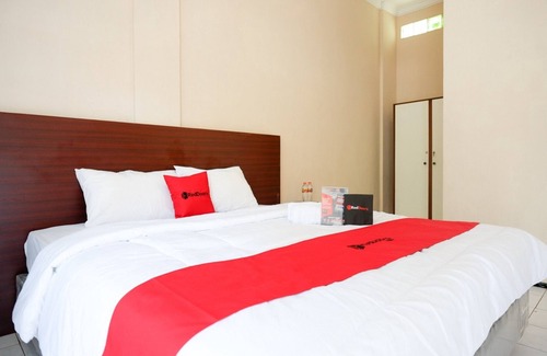 Cilacap House | RedDoorz Plus near Stadion Wijaya Kusuma