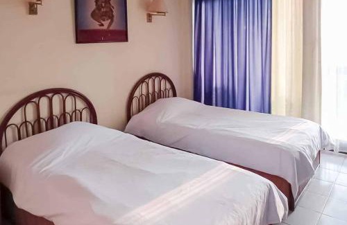 Anyer Hotel | RedDoorz Plus near Tugu Mercusuar Anyer