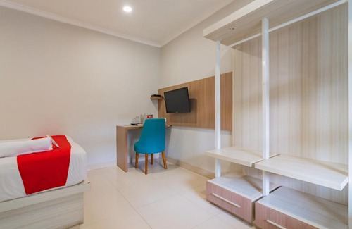 Bandung House | RedDoorz Plus @ Point Phila Cihampelas