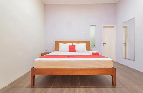 Ciater House | RedDoorz Resort Syariah near D'Castello Ciater Subang