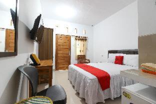 Yogyakarta House | RedDoorz Syariah at Kebun Raya Yogyakarta