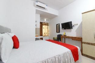 Yogyakarta House | RedDoorz Syariah at Kebun Raya Yogyakarta