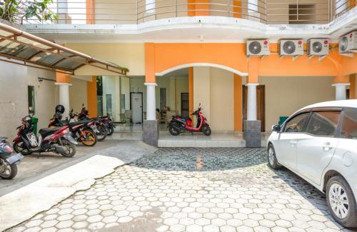 Dinoyo House | RedDoorz Syariah @ Jalan Simpang Gajayana