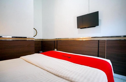 Rajabasa Hotel | RedDoorz Syariah near Unila