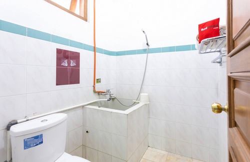 Magelang Hotel | RedDoorz Syariah near Alun Alun Magelang