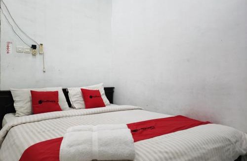 Jambi Hotel | RedDoorz Syariah near Universitas Batanghari Jambi