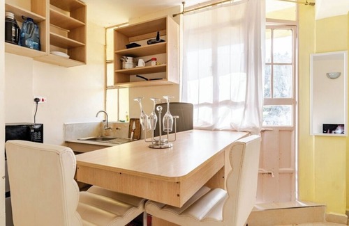 Ruaka Apartment | Redhill Cliff Complex