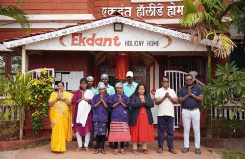 Ganpatipule Bed & Breakfast | Redstone House by Oxystays Hospitality