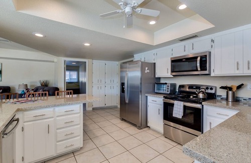 Tempe House | REDUCED FOR SUMMER!