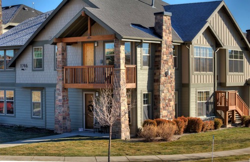 Kimball Junction Condo | Reduced Spring Rate.Convenient Location. 5starReviews. 3 Bed, 2 Bath with Views