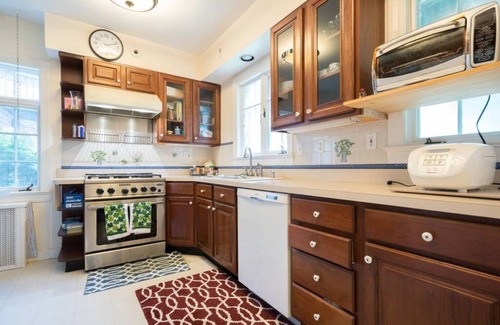 Boyds House | Redwall Castle in Germantown, MD (Washington, DC)