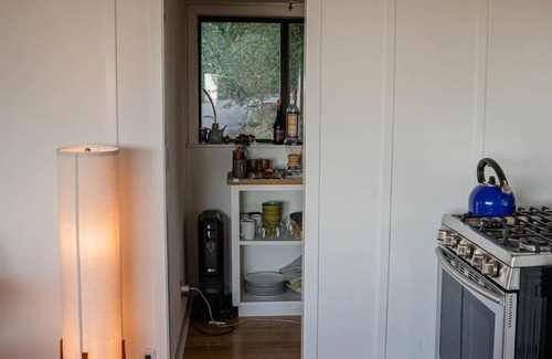 Mill Valley Cabin | Redwood Forest Bungalow In Town with Deck Views