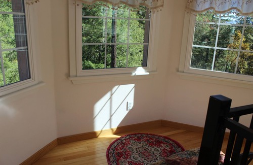 Willits House | Redwood Glen Castle! A wonderful place to stay!
