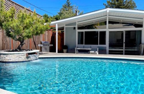 Felton House | Redwood Oasis, Grove and Nook