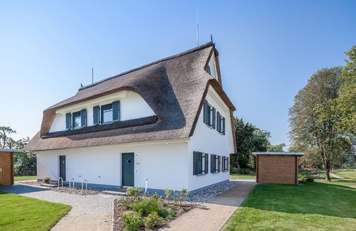 Tarnewitz House | Reet/AM11a Reethaus Am Mariannenweg 11a