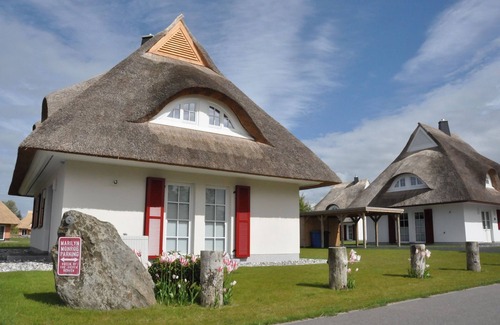 Fuhlendorf House | Reetdachhaus am Bodden mit Sauna