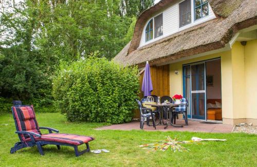Puddemin House | Reetdachhaus Weißdorn 1