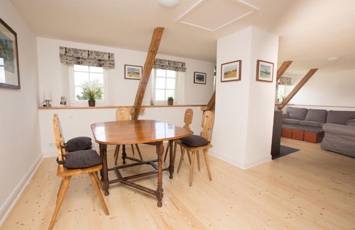 Altenhof Apartment | Reetdachkate Kiekut