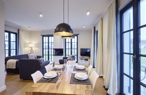 Dranske House | Reetland am Meer - Superior Reetdachvilla mit 2 Schlafzimmern, Kamin und 2 Terrassen F17