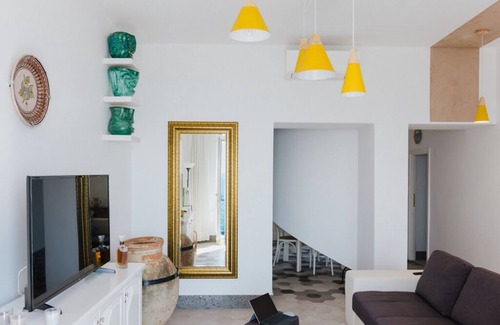 Pioppi Apartment | Refined accommodation with a shabby chic interior and fantastic view