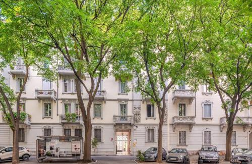 Zona Risorgimento Apartment | Refined and Bright One-Bedroom near Metro M4 - Dateo