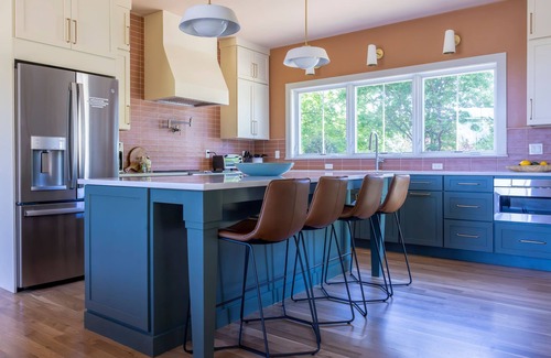 Portsmouth House | Refined Retreat Near Beaches- 557 East and West