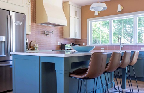 Portsmouth House | Refined Retreat Near Beaches- 557 East and West