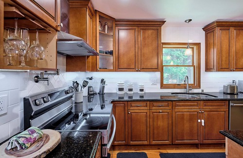 Glen Spey House | Refuel at this Spacious Oasis w/Game Rm/Pet Friendly/Kayak on Private Water