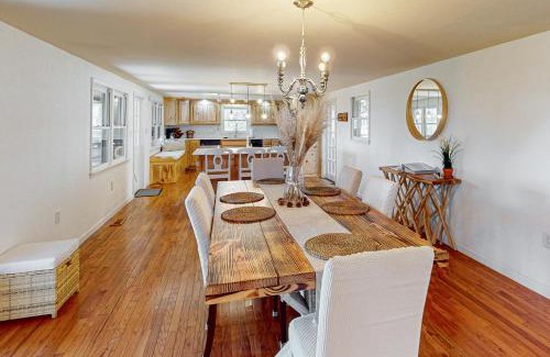 Bryson City House | 'Refuge' in Bryson City