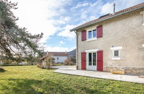 Vassieux-en-Vercors Apartment | Refuge Vassivain - Appt avec jardin vue montagne