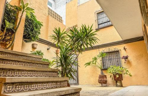 Chapalita Apartment | Refugio Agradable en Chapalita Estilo Clásico 12