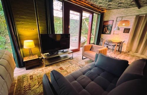 Santo Antonio do Pinhal House | Refugio Jabuticaba, CASA DA MATA - Você imerso na mata atlântica