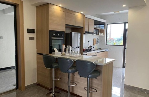 Kilimani Apartment | Regency 3 Bedroom Apartment- Nairobi - 1