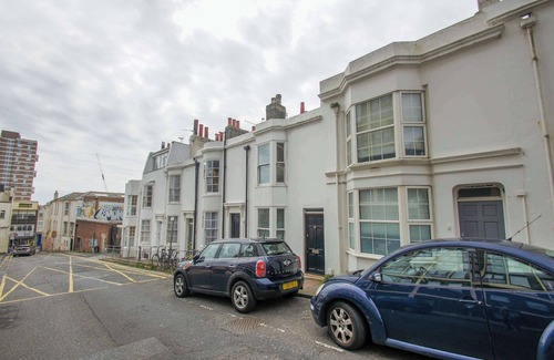 Montpelier House | Regent House | by Brighton Holiday Lets
