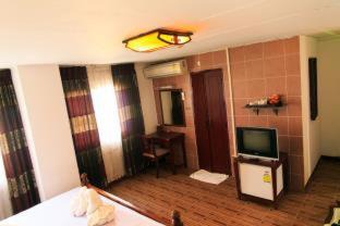 Hua Wiang Hotel | Regent Lodge Lampang