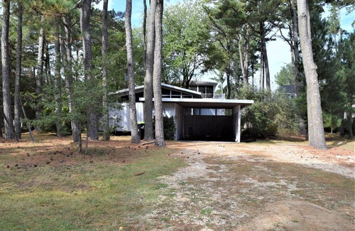North Shores House | Rehoboth Beach North Shores Pet Friendly 4BR Home Sleeps 11