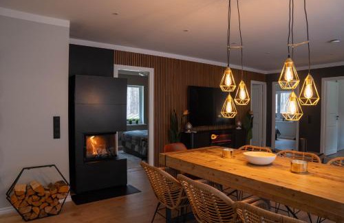 Hiiu House | Reigi Holiday Home, Hiiumaa with Nordic HotTub & Sauna