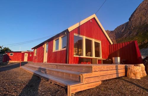 Moskenes House | Reinefjord panorama