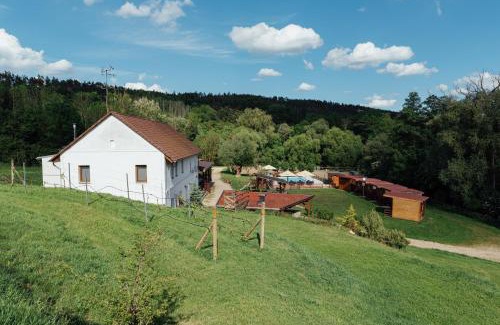 Bohemian-Moravian Highlands House | Rekreační a jezdecký areál Equifarm