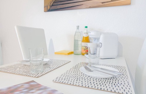 Aachen House | Relax Aachener Boardinghouse Premium 1 App 2