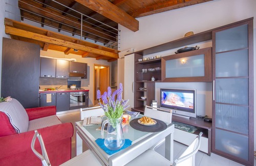 Sasso Moro Apartment | Relax al Moro Apt with Pool, Leggiuno, Italy