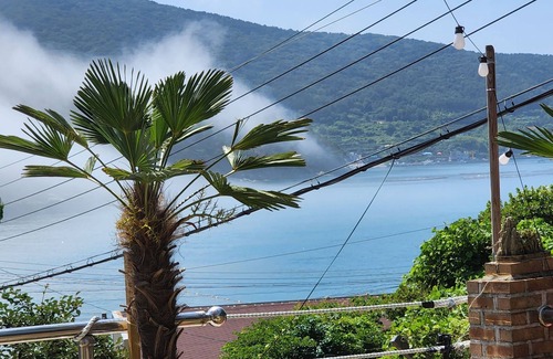 Irun-myeon House | Relax and Enjoy the Beauty of Bird Song and Crashing Waves