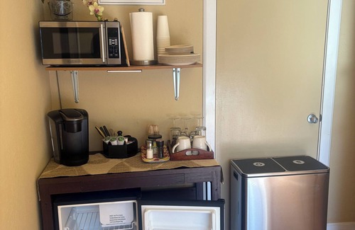 Montara Apartment | Relax And Enjoy The California Coast From This Lovely Private Suite