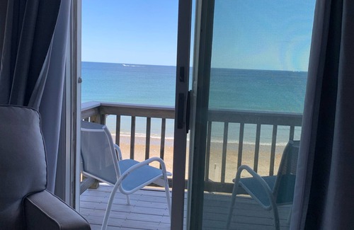 Green Harbor-Cedar Crest House | Relax and enjoy the stunning view!