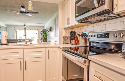 Cocoa Beach Condo | Relax and Unwind: Cocoa Beach Oceanfront Bliss